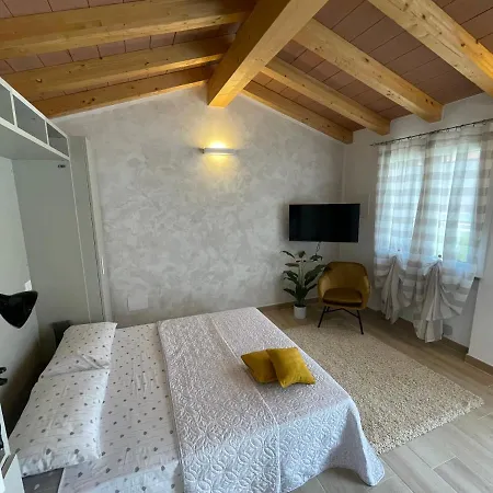Apartment La Casetta Di Jeda